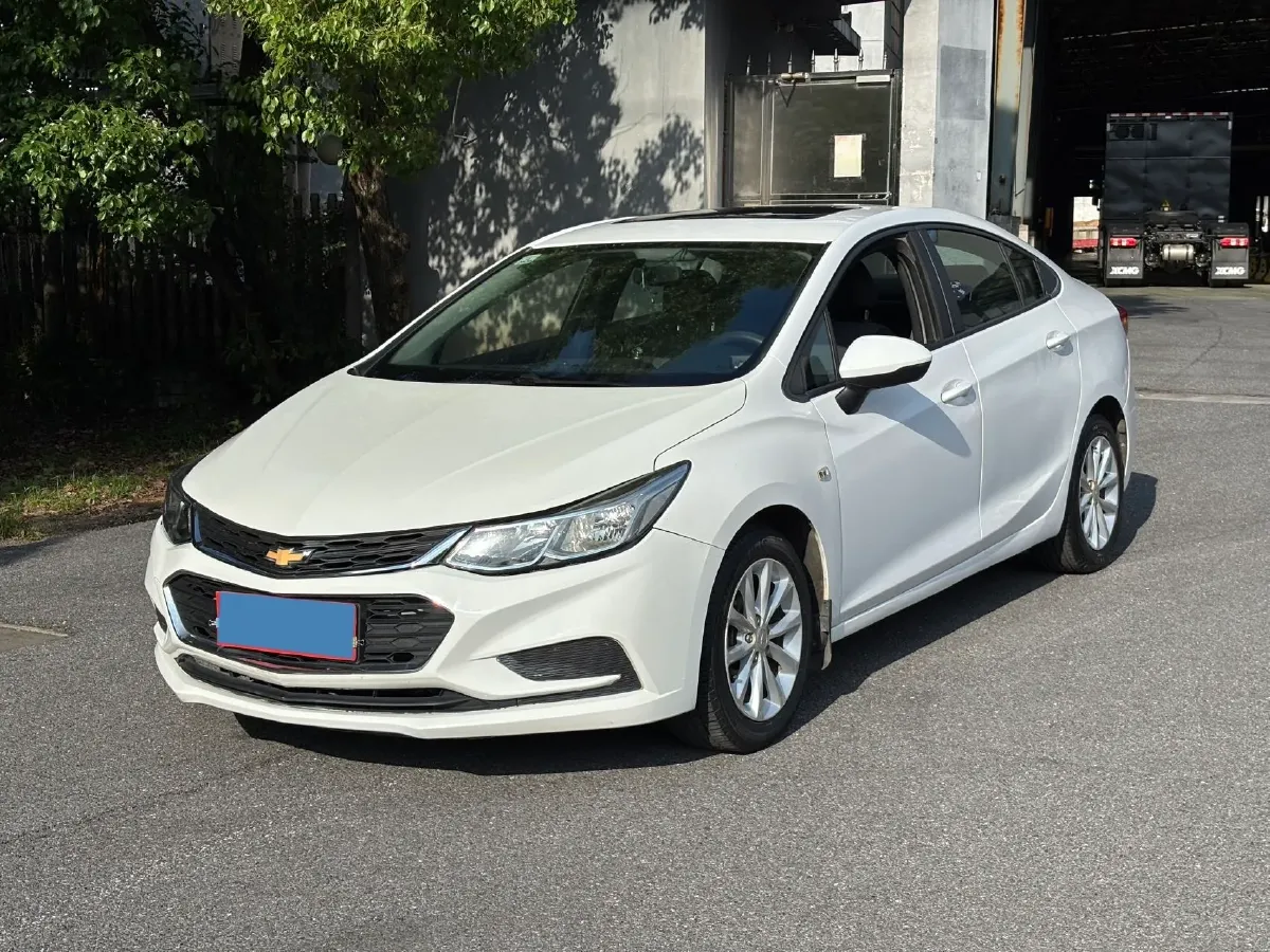 2018 Chevrolet Cruze 1.5L 114HP L4 6AT,autocango,china used car exporter,china ev exporter,chinese used car exporter,chinese used ev exporter