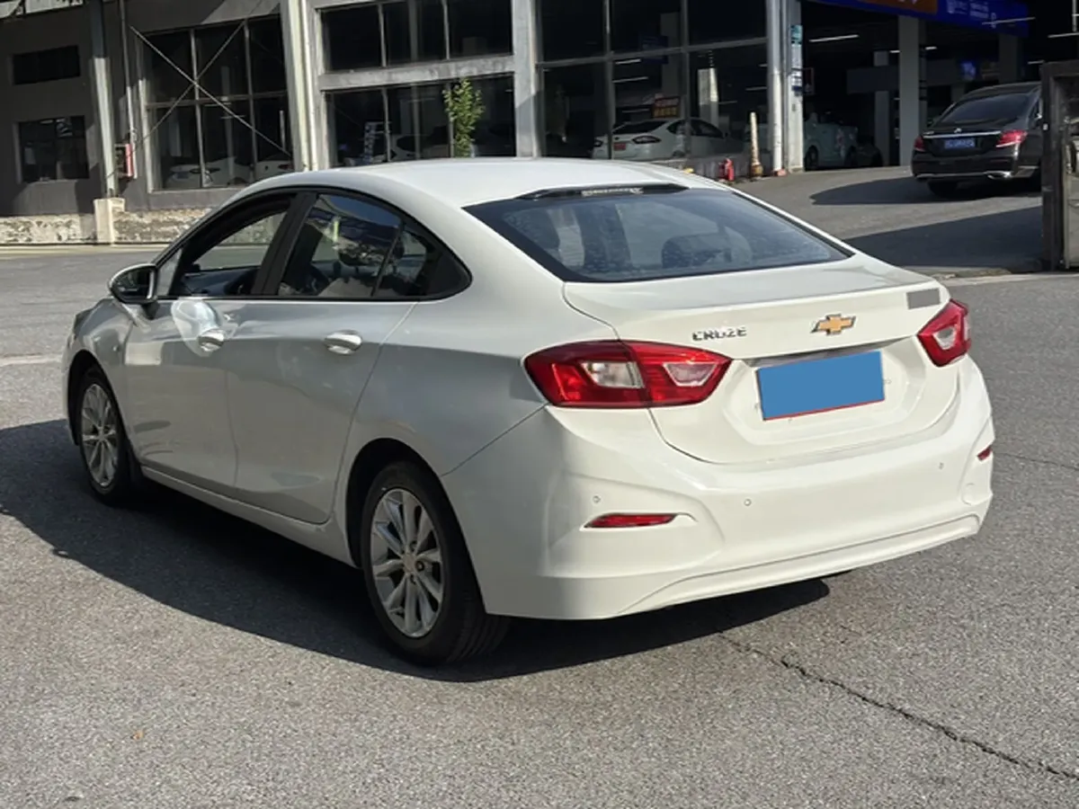 2018 Chevrolet Cruze 1.5L 114HP L4 6AT,autocango,china used car exporter,china ev exporter,chinese used car exporter,chinese used ev exporter