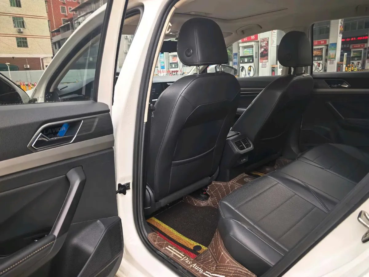 2021 Volkswagen Lavida 1.5L 113HP L4 6AT,autocango,china used car exporter,china ev exporter,chinese used car exporter,chinese used ev exporter