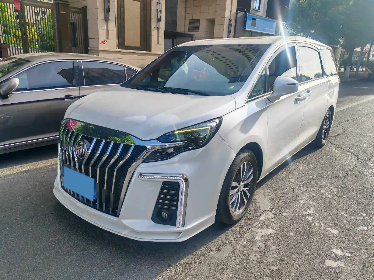 2021 Buick GL8 2.0T 237HP L4 9AT,autocango,china used car exporter,china ev exporter,chinese used car exporter,chinese used ev exporter
