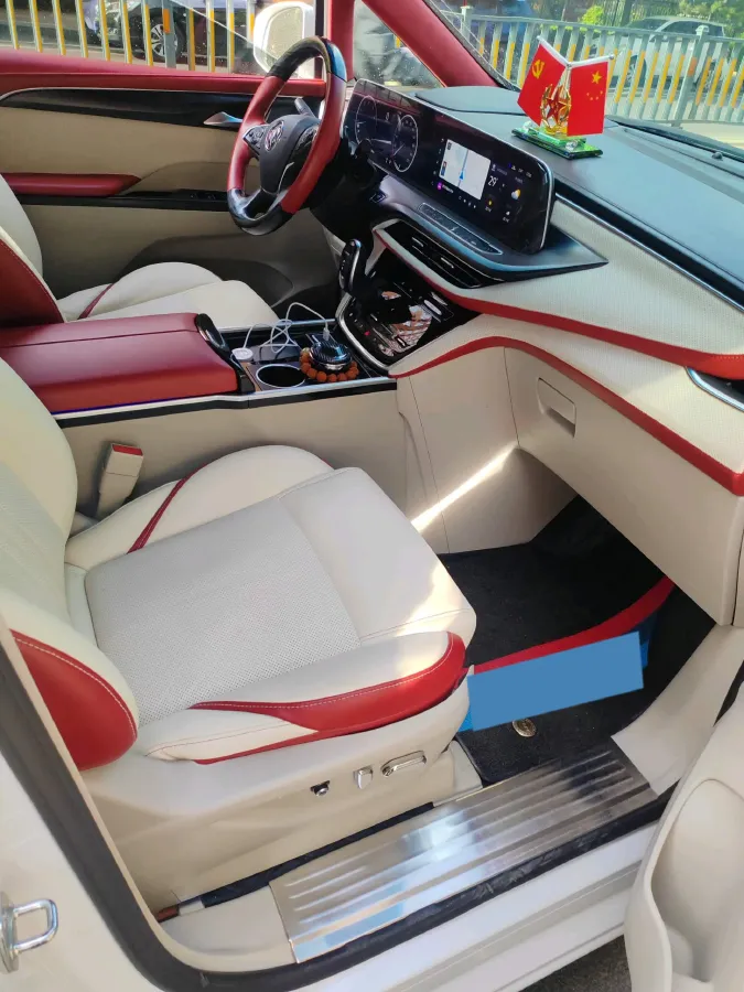 2021 Buick GL8 2.0T 237HP L4 9AT,autocango,china used car exporter,china ev exporter,chinese used car exporter,chinese used ev exporter