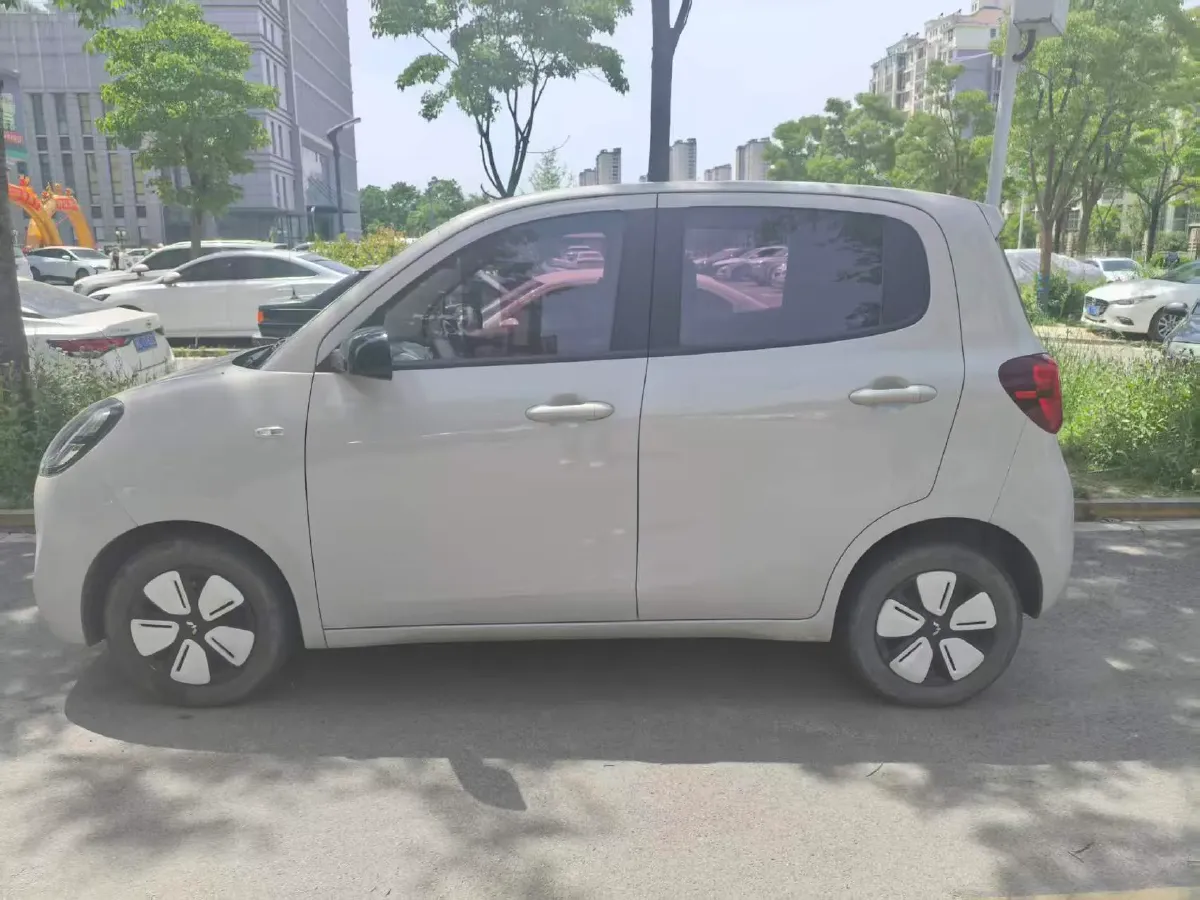 2025 WuLing HongGuang MINI EV BEV 16.2KWH,autocango,china used car exporter,china ev exporter,chinese used car exporter,chinese used ev exporter