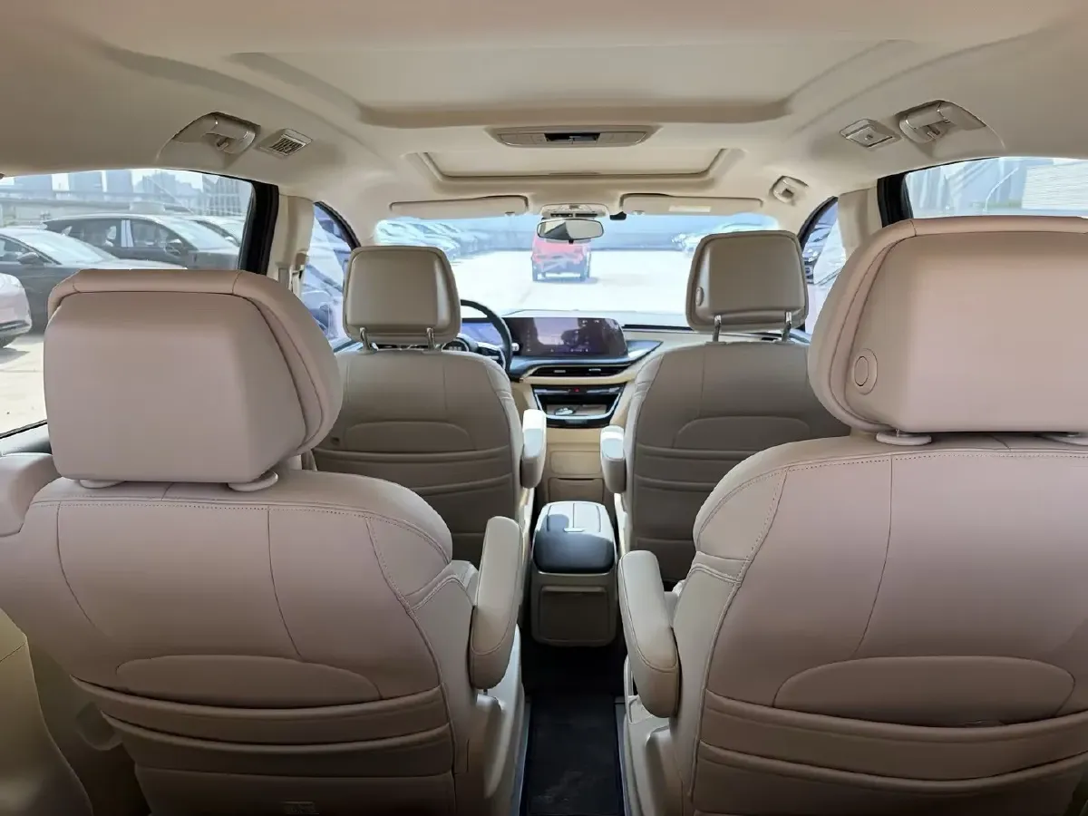 2025 Buick GL8 1.5T 180HP L4 2DHT PHEV,autocango,china used car exporter,china ev exporter,chinese used car exporter,chinese used ev exporter