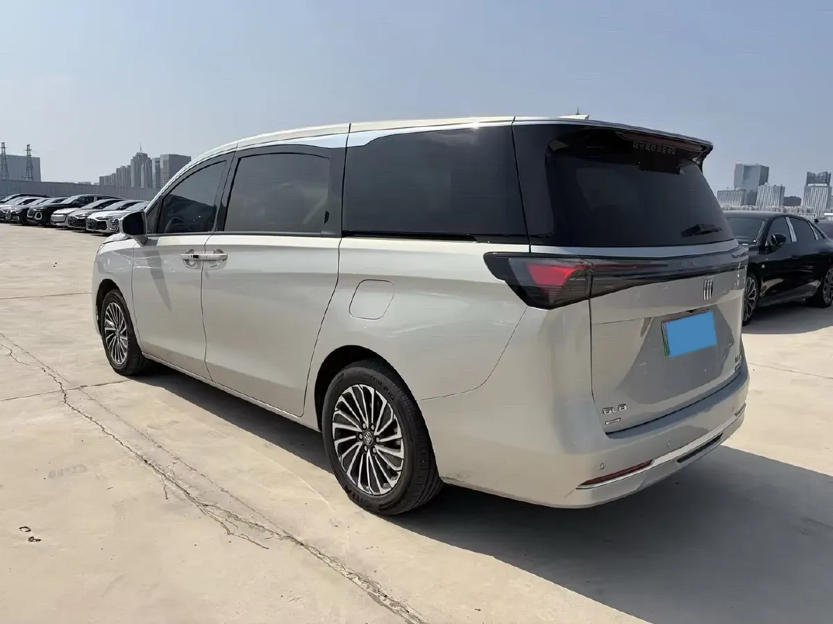 2025 Buick GL8 1.5T 180HP L4 2DHT PHEV,autocango,china used car exporter,china ev exporter,chinese used car exporter,chinese used ev exporter