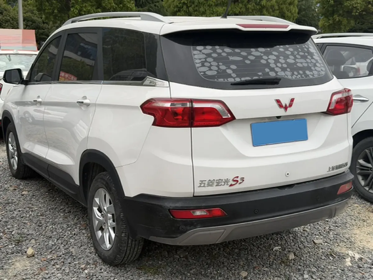 2018 WuLing HongGuang S3 1.5L 112HP L4 6MT,autocango,china used car exporter,china ev exporter,chinese used car exporter,chinese used ev exporter