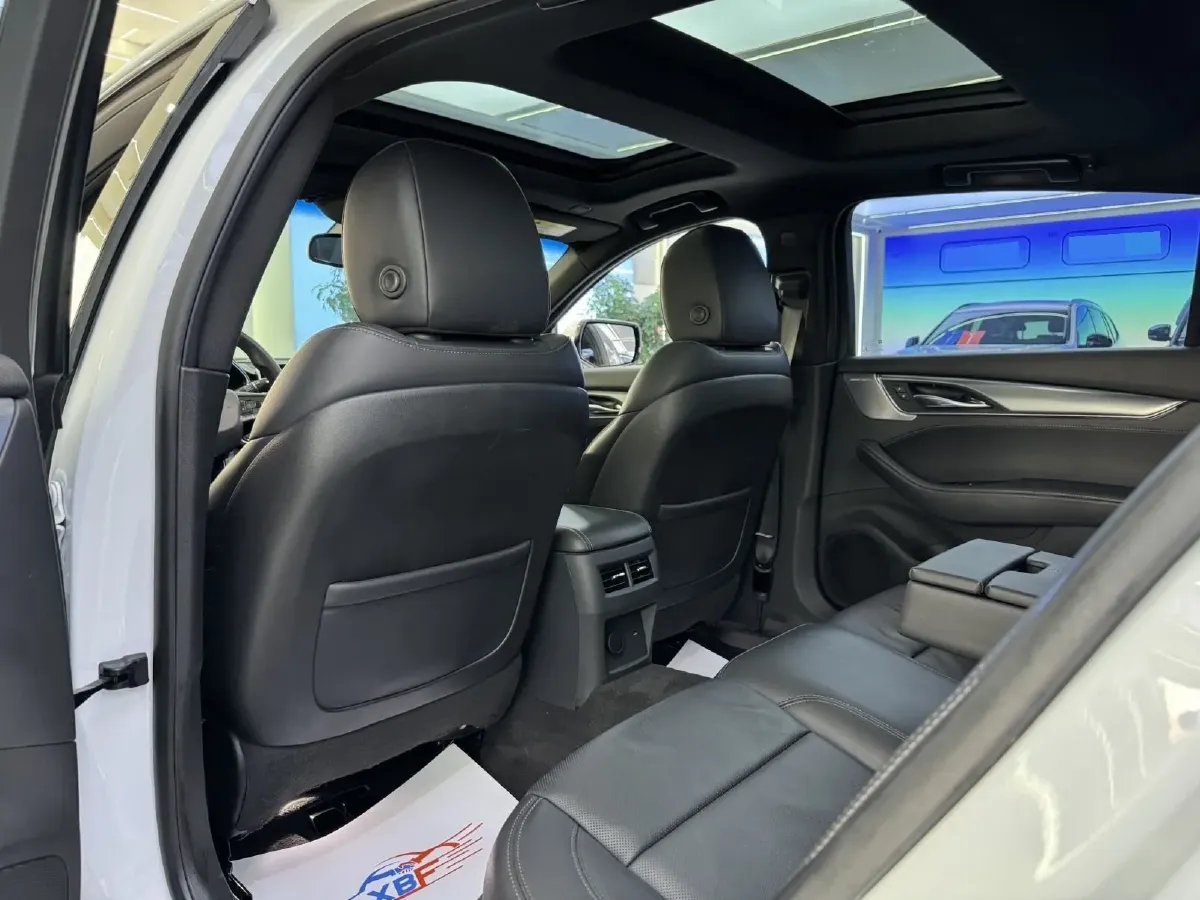 2021 Cadillac CT5 2.0T 237HP L4 10AT,autocango,china used car exporter,china ev exporter,chinese used car exporter,chinese used ev exporter