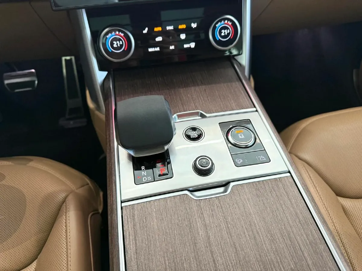 2023 Land Rover Range Rover 3.0T 360HP L6 8AT,autocango,china used car exporter,china ev exporter,chinese used car exporter,chinese used ev exporter