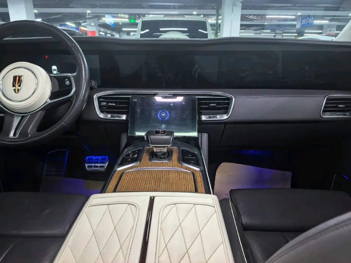 2021 HongQi E-HS9 BEV 84KWH,autocango,china used car exporter,china ev exporter,chinese used car exporter,chinese used ev exporter