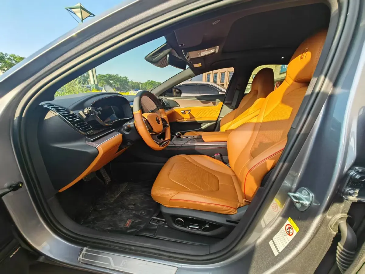 2022 Lincoln Corsair 2.0T 245HP L4 8AT,autocango,china used car exporter,china ev exporter,chinese used car exporter,chinese used ev exporter