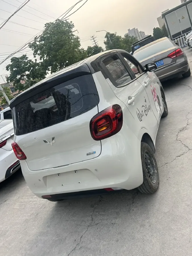 2025 WuLing HongGuang MINI EV BEV 16.2KWH,autocango,china used car exporter,china ev exporter,chinese used car exporter,chinese used ev exporter