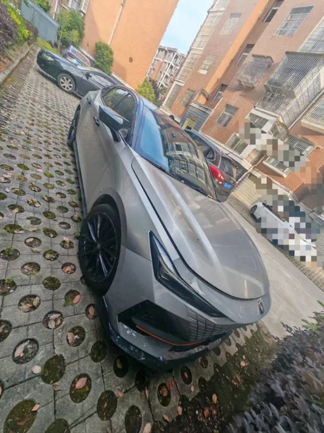 2022 ChangAn UNI-V 1.5T 188HP L4 7DCT,autocango,china used car exporter,china ev exporter,chinese used car exporter,chinese used ev exporter
