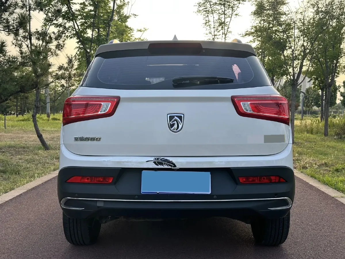 2017 BaoJun 560 1.5T 150HP L4 6DCT,autocango,china used car exporter,china ev exporter,chinese used car exporter,chinese used ev exporter