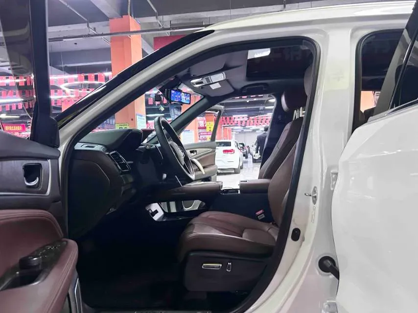 2020 Honda UR-V 2.0T 272HP L4 9AT,autocango,china used car exporter,china ev exporter,chinese used car exporter,chinese used ev exporter