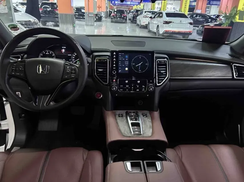 2020 Honda UR-V 2.0T 272HP L4 9AT,autocango,china used car exporter,china ev exporter,chinese used car exporter,chinese used ev exporter