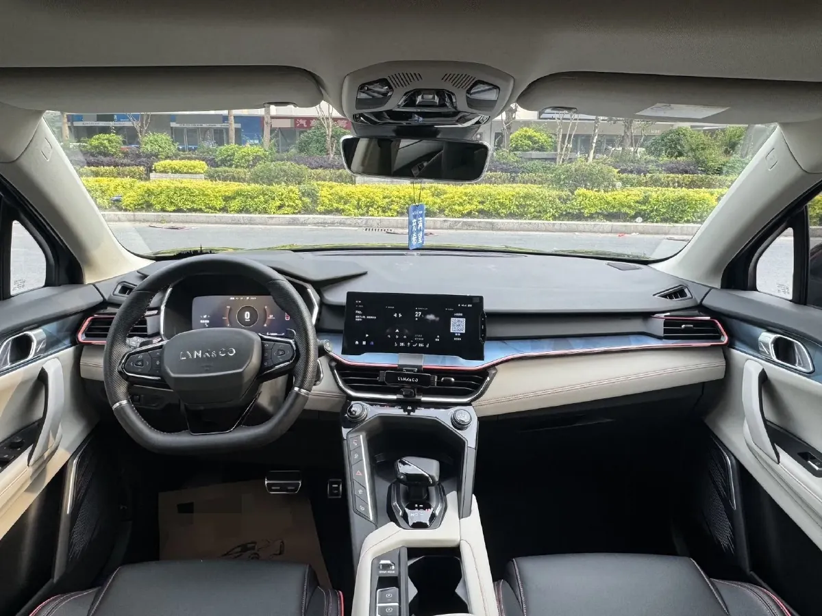 2020 LYNK&CO 06 1.5T 177HP L3 7DCT,autocango,china used car exporter,china ev exporter,chinese used car exporter,chinese used ev exporter