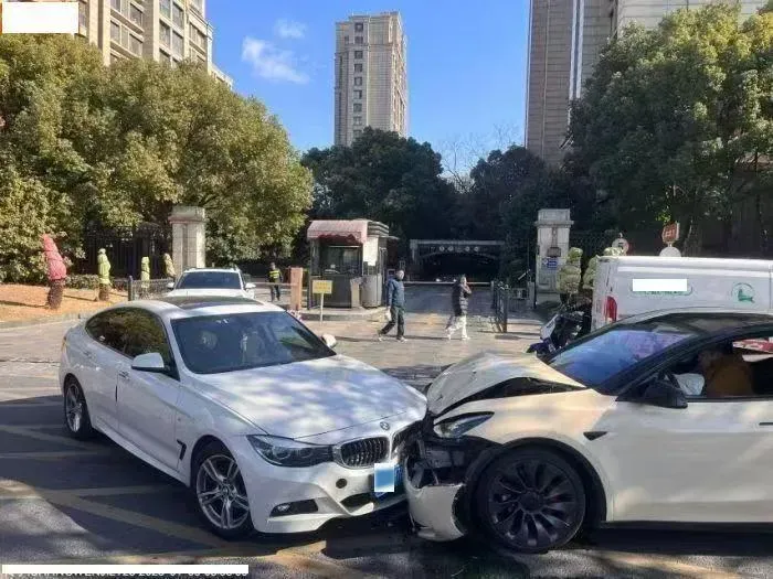 2021 Ford Mustang Mach-E BEV 80.3KWH,autocango,china used car exporter,china ev exporter,chinese used car exporter,chinese used ev exporter
