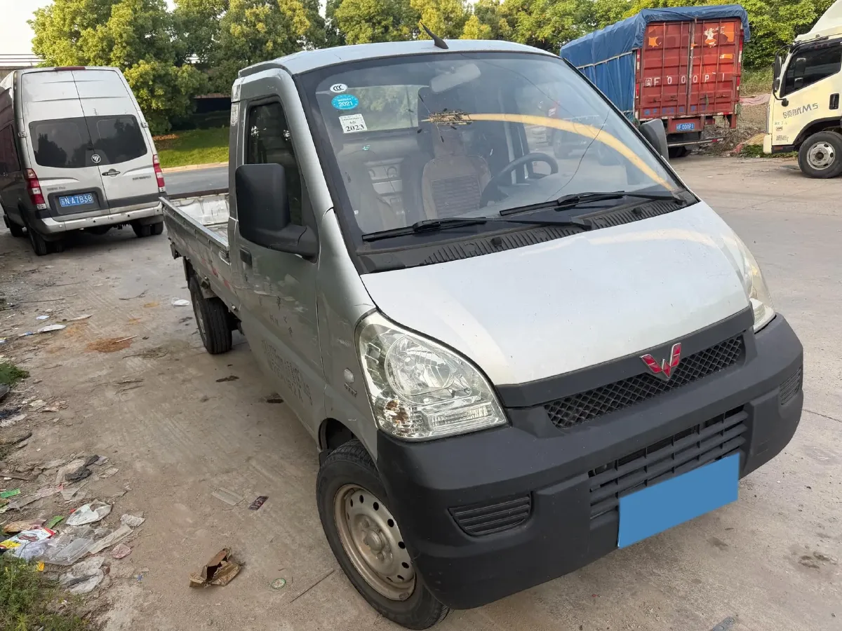 2018 WuLing RongGuang New Truck 1.5L 107HP L4 5MT,autocango,china used car exporter,china ev exporter,chinese used car exporter,chinese used ev exporter