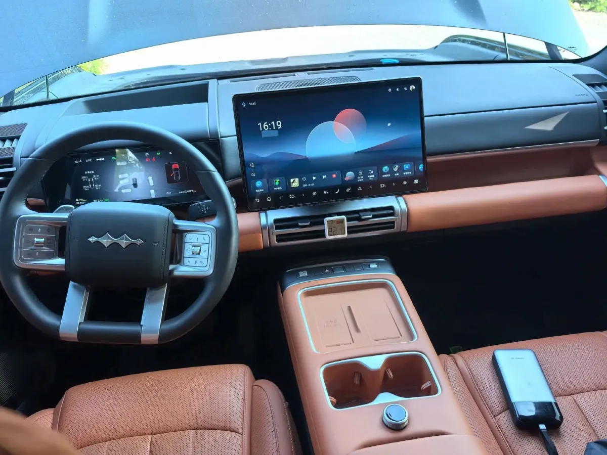 2025 FangChengBao Tai 7 1.5T 156HP L4 E-CVT PHEV,autocango,china used car exporter,china ev exporter,chinese used car exporter,chinese used ev exporter