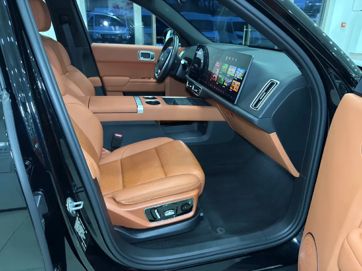 2024 Li L7 Range Extended 154HP REEV 42.8KWH,autocango,china used car exporter,china ev exporter,chinese used car exporter,chinese used ev exporter