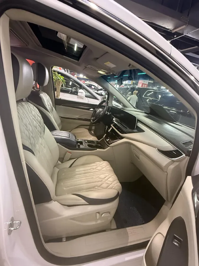 2021 Buick GL8 2.0T 237HP L4 9AT,autocango,china used car exporter,china ev exporter,chinese used car exporter,chinese used ev exporter