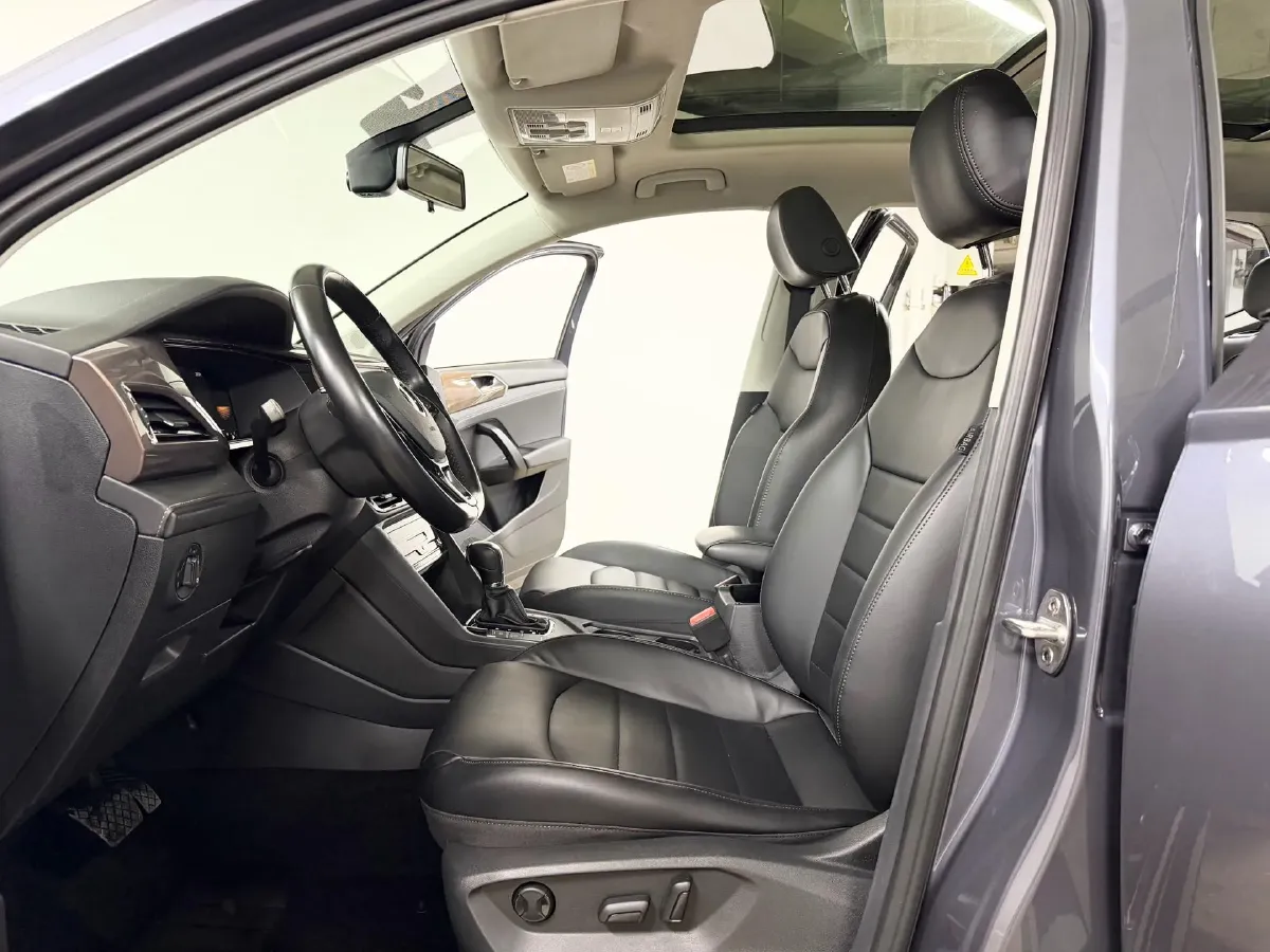 2022 Volkswagen Tharu 1.4T 150HP L4 7DCT,autocango,china used car exporter,china ev exporter,chinese used car exporter,chinese used ev exporter