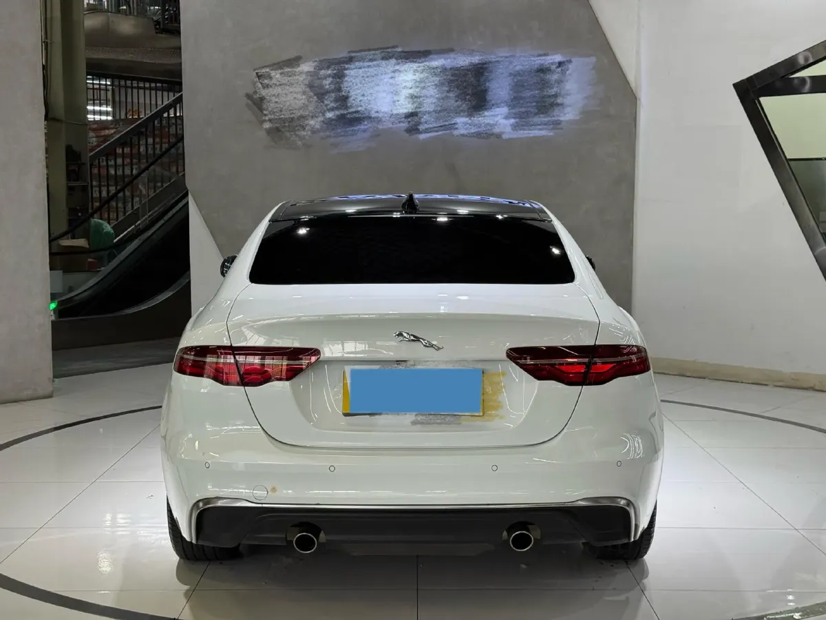 2020 Jaguar XEL 2.0T 250HP L4 8AT,autocango,china used car exporter,china ev exporter,chinese used car exporter,chinese used ev exporter