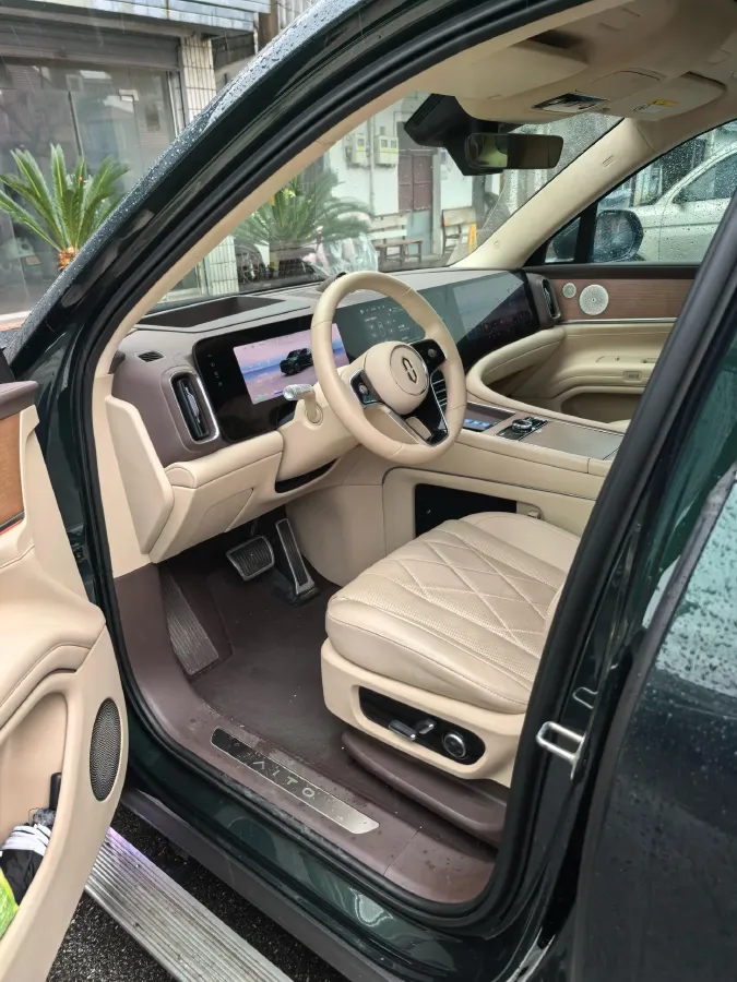 2024 AITO AITO M9 1.5T 152HP L4 REEV 42KWH,autocango,china used car exporter,china ev exporter,chinese used car exporter,chinese used ev exporter