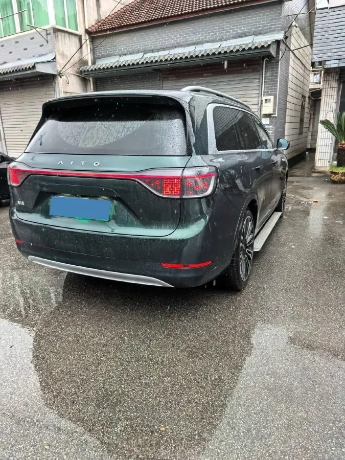 2024 AITO AITO M9 1.5T 152HP L4 REEV 42KWH,autocango,china used car exporter,china ev exporter,chinese used car exporter,chinese used ev exporter