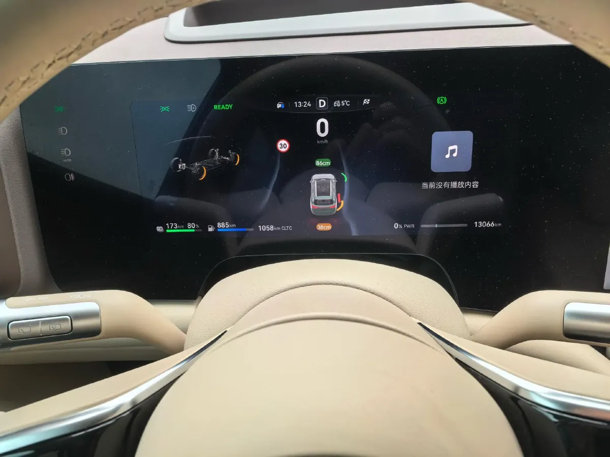2024 AITO AITO M9 1.5T 152HP L4 REEV 42KWH,autocango,china used car exporter,china ev exporter,chinese used car exporter,chinese used ev exporter