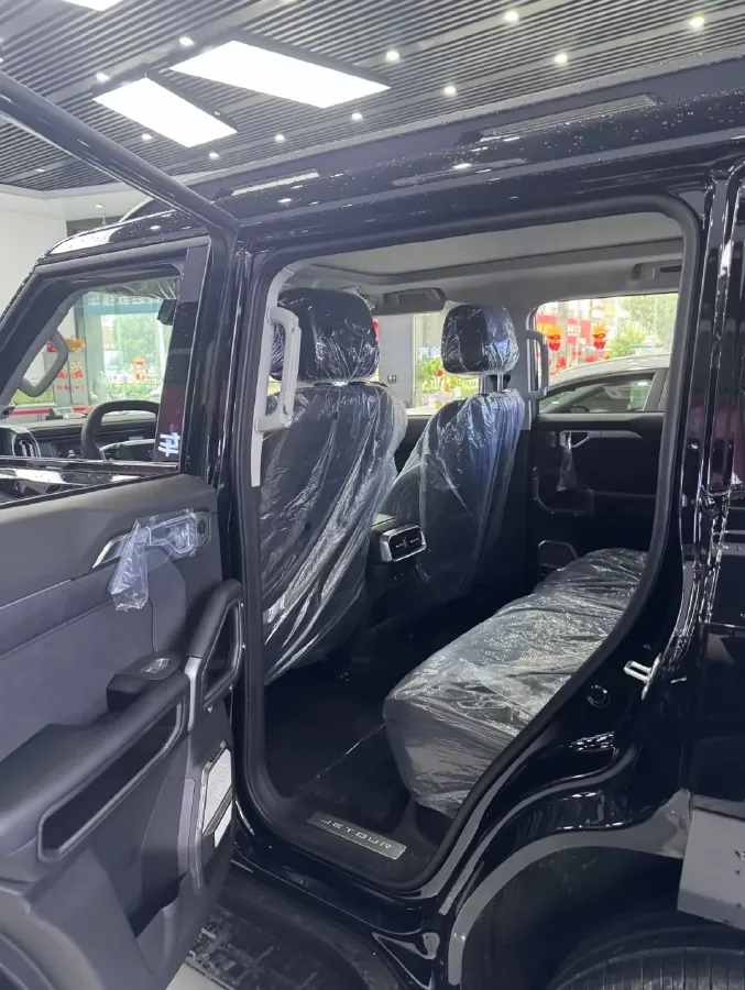 2025 Jetour ShanHai TravellerC-DM 1.5T 156HP L4 3DHT PHEV,autocango,china used car exporter,china ev exporter,chinese used car exporter,chinese used ev exporter