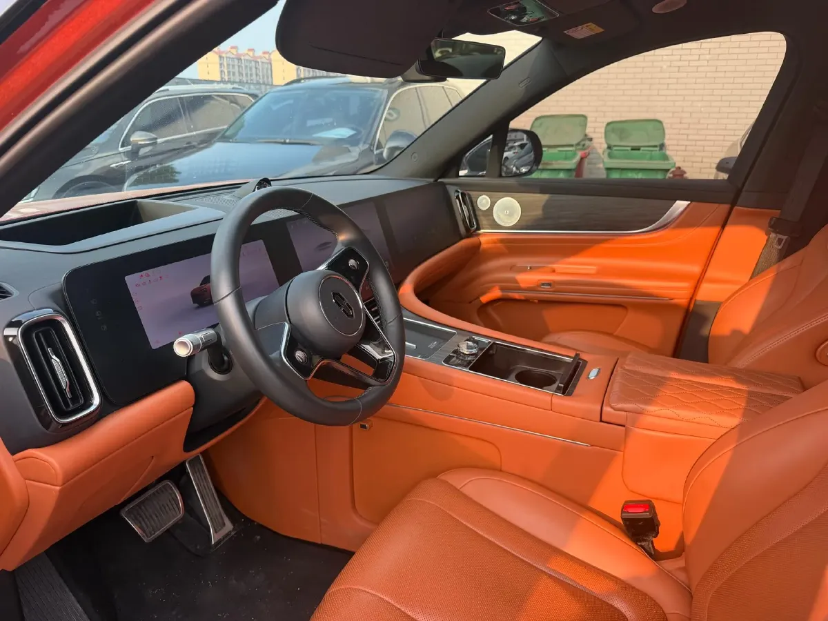 2024 AITO AITO M9 1.5T 152HP L4 REEV 42KWH,autocango,china used car exporter,china ev exporter,chinese used car exporter,chinese used ev exporter