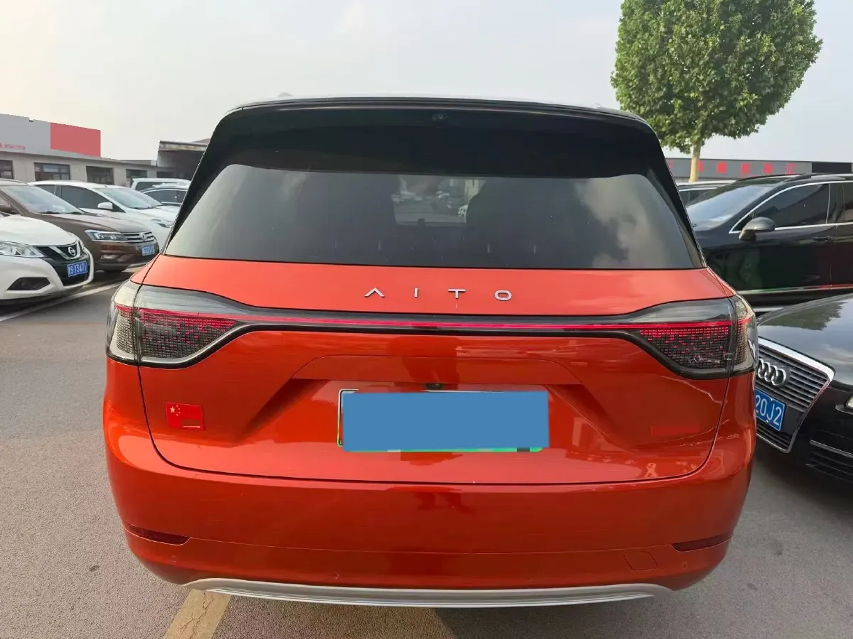 2024 AITO AITO M9 1.5T 152HP L4 REEV 42KWH,autocango,china used car exporter,china ev exporter,chinese used car exporter,chinese used ev exporter