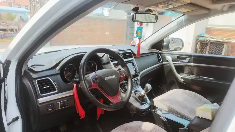 2018 Haval M6 1.5T 150HP L4 6MT,autocango,china used car exporter,china ev exporter,chinese used car exporter,chinese used ev exporter