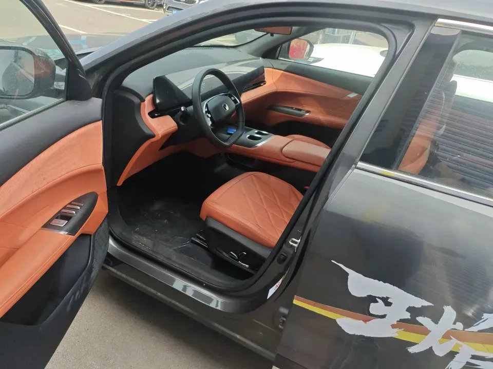 2025 ChangAn CS75 Plus 1.5T 192HP L4 8AT,autocango,china used car exporter,china ev exporter,chinese used car exporter,chinese used ev exporter