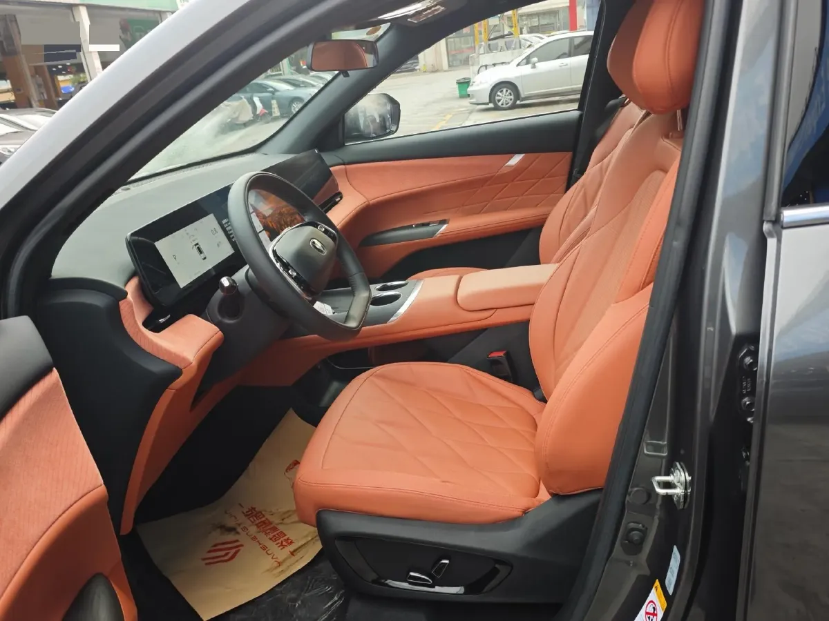2025 ChangAn CS75 Plus 1.5T 192HP L4 8AT,autocango,china used car exporter,china ev exporter,chinese used car exporter,chinese used ev exporter