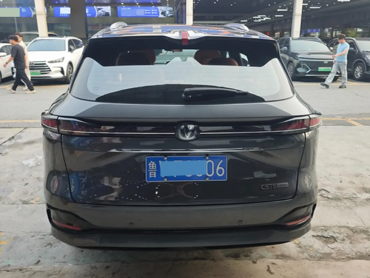 2025 ChangAn CS75 Plus 1.5T 192HP L4 8AT,autocango,china used car exporter,china ev exporter,chinese used car exporter,chinese used ev exporter