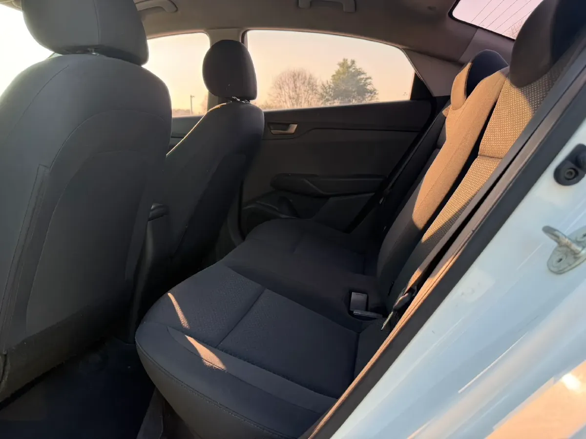 2016 Hyundai Verna 1.4L 100HP L4 6AT,autocango,china used car exporter,china ev exporter,chinese used car exporter,chinese used ev exporter