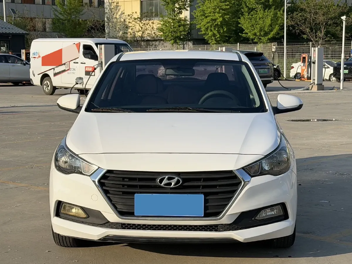 2016 Hyundai Verna 1.4L 100HP L4 6AT,autocango,china used car exporter,china ev exporter,chinese used car exporter,chinese used ev exporter
