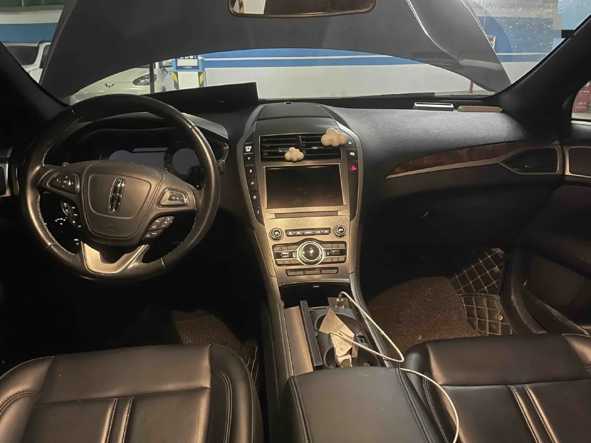 2019 BMW X2 1.5T 140HP L3 7DCT,autocango,china used car exporter,china ev exporter,chinese used car exporter,chinese used ev exporter