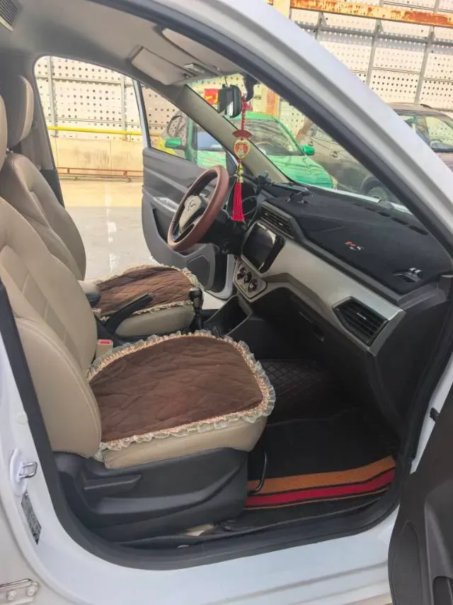2021 WuLing RongGuang New Truck 1.5L 99HP L4 5MT,autocango,china used car exporter,china ev exporter,chinese used car exporter,chinese used ev exporter