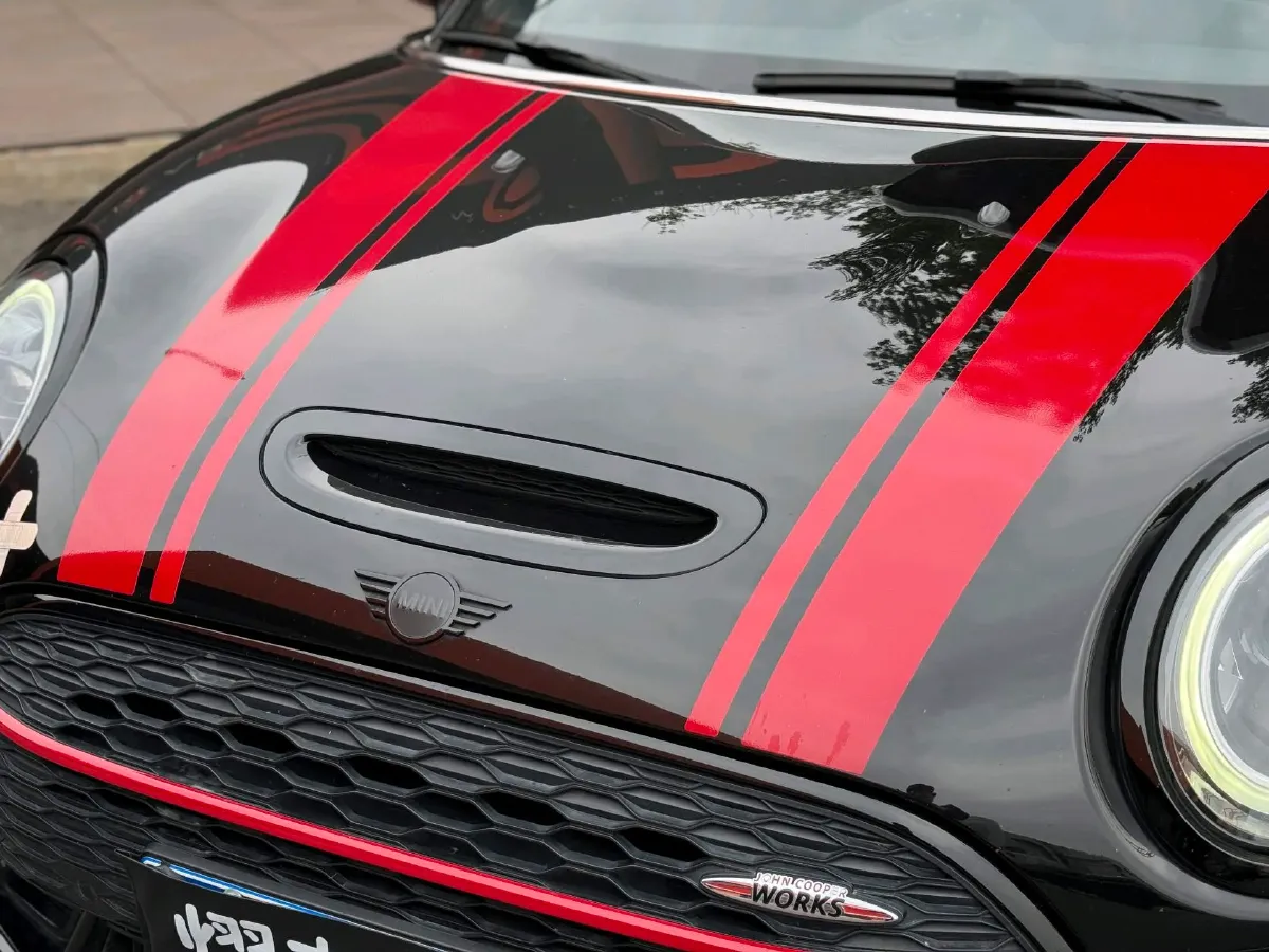 2022 MINI JCW CLUBMAN 2.0T 272HP L4 8AT,autocango,china used car exporter,china ev exporter,chinese used car exporter,chinese used ev exporter
