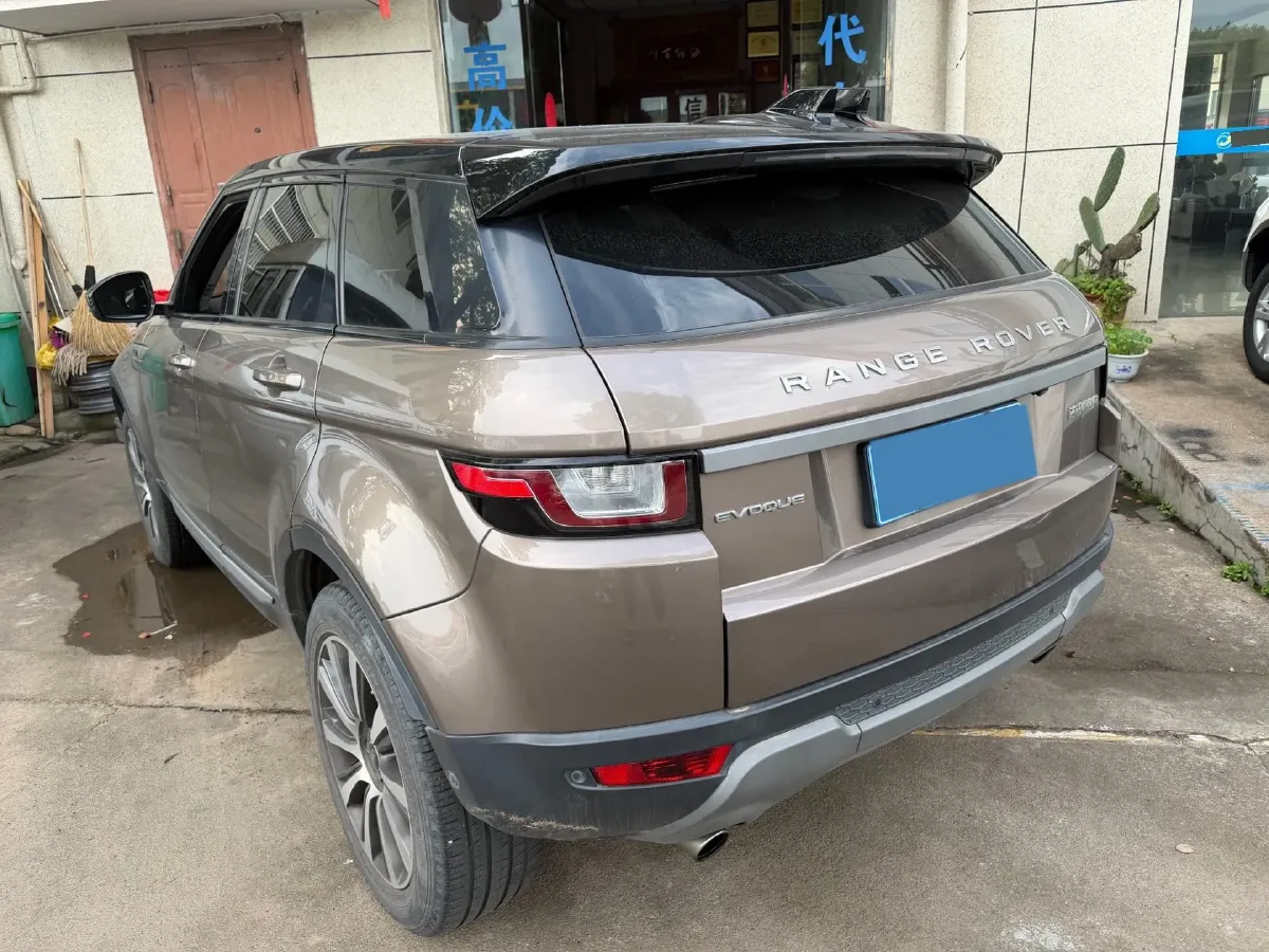 2018 Land Rover Range Rover Evoque 2.0T 241HP L4 9AT,autocango,china used car exporter,china ev exporter,chinese used car exporter,chinese used ev exporter