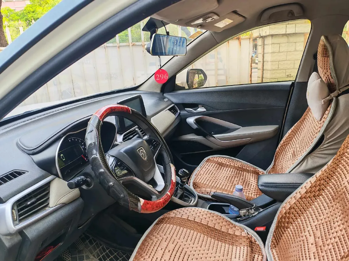 2019 BaoJun 510 1.5L 112HP L4 6MT,autocango,china used car exporter,china ev exporter,chinese used car exporter,chinese used ev exporter