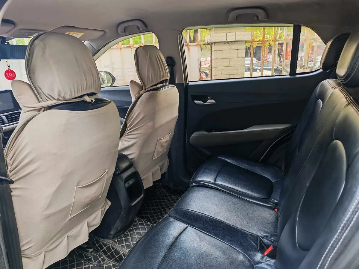 2019 BaoJun 510 1.5L 112HP L4 6MT,autocango,china used car exporter,china ev exporter,chinese used car exporter,chinese used ev exporter