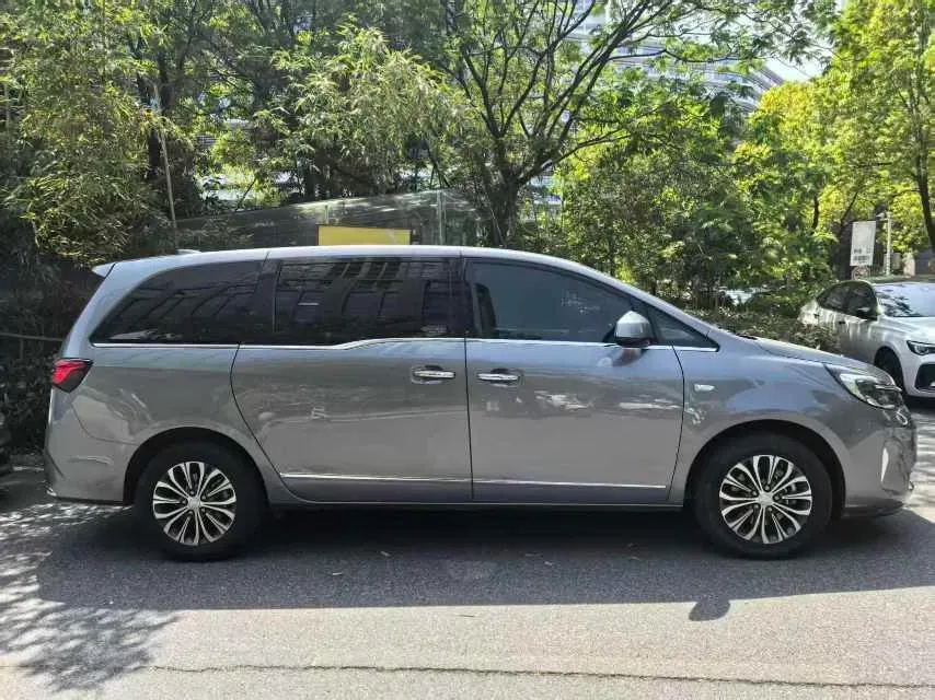 2021 Buick GL8 2.0T 237HP L4 9AT,autocango,china used car exporter,china ev exporter,chinese used car exporter,chinese used ev exporter