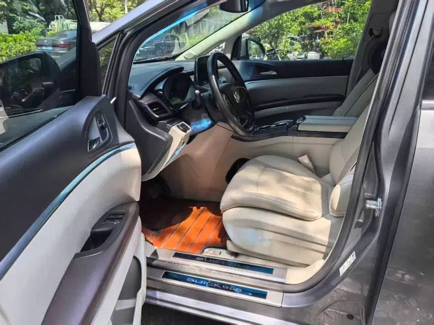2021 Buick GL8 2.0T 237HP L4 9AT,autocango,china used car exporter,china ev exporter,chinese used car exporter,chinese used ev exporter