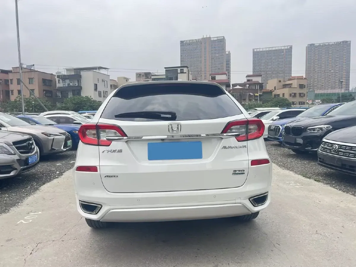 2020 Honda Avancier 2.0T 272HP L4 9AT,autocango,china used car exporter,china ev exporter,chinese used car exporter,chinese used ev exporter
