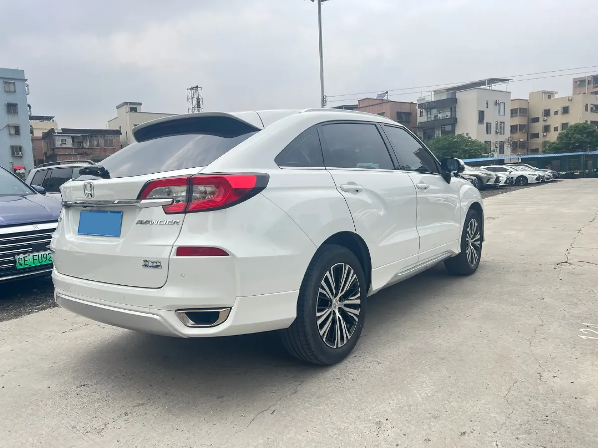 2020 Honda Avancier 2.0T 272HP L4 9AT,autocango,china used car exporter,china ev exporter,chinese used car exporter,chinese used ev exporter