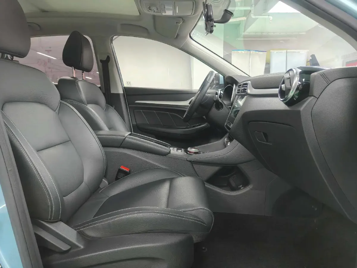 2007 Peugeot 206 1.6L 106HP L4 4AT,autocango,china used car exporter,china ev exporter,chinese used car exporter,chinese used ev exporter