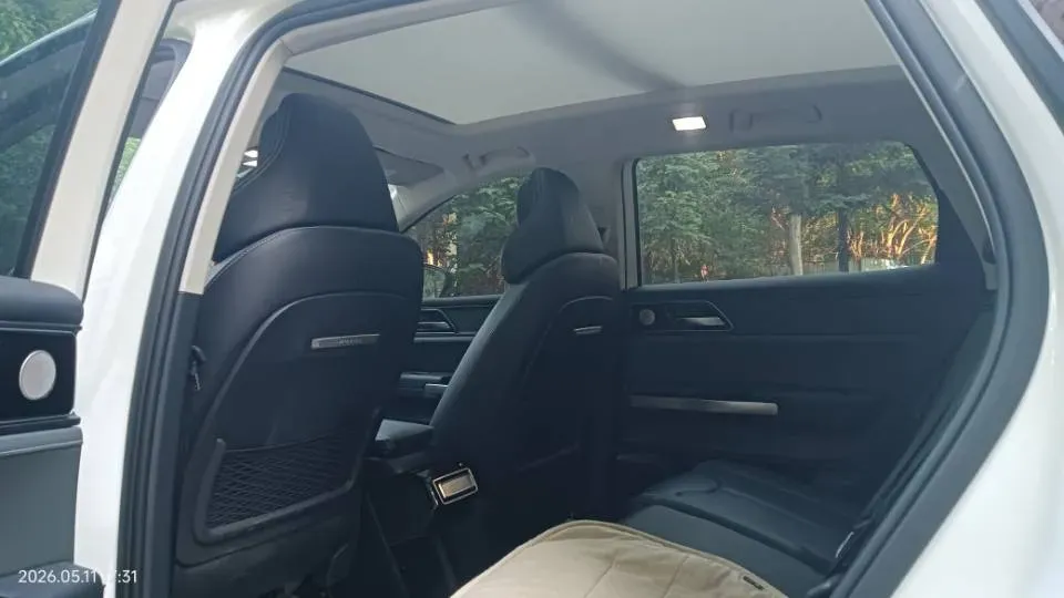 2021 Beijing F40 2.0T 224HP L4 8AT,autocango,china used car exporter,china ev exporter,chinese used car exporter,chinese used ev exporter